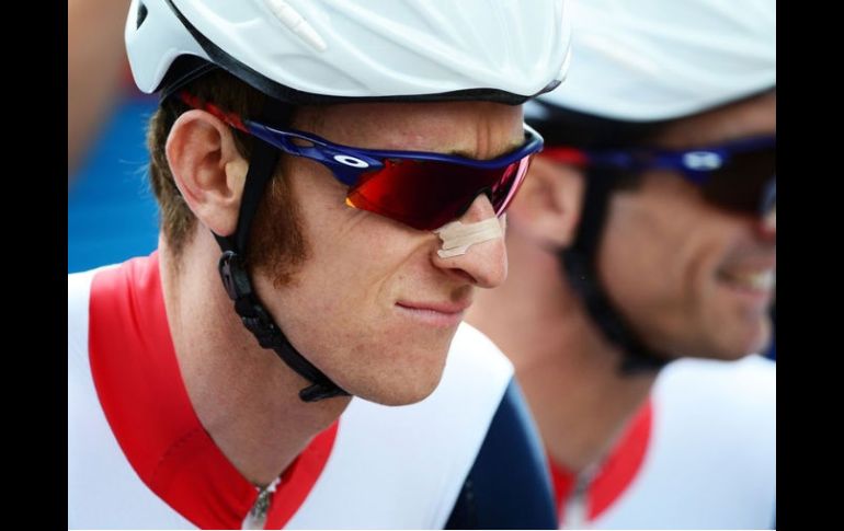 El ciclista británico Bradley Wiggins, salió hoy del hospital en el que había sido ingresado tras sufrir heridas. ARCHIVO  /