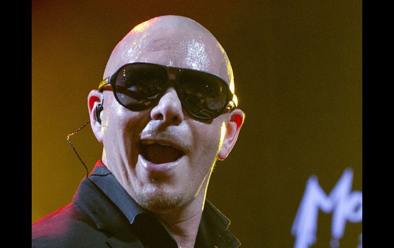 Pitbull no descansa y en este trabajo une su talento al de otras estrellas. EFE  /