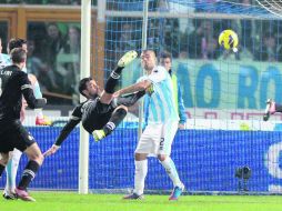 Espectacular. Fabio Quagliarela anotó un triplete para la Juventus. EFE  /