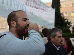 Se manifiestan contra medidas de austeridad en Atenas. XINHUA  /