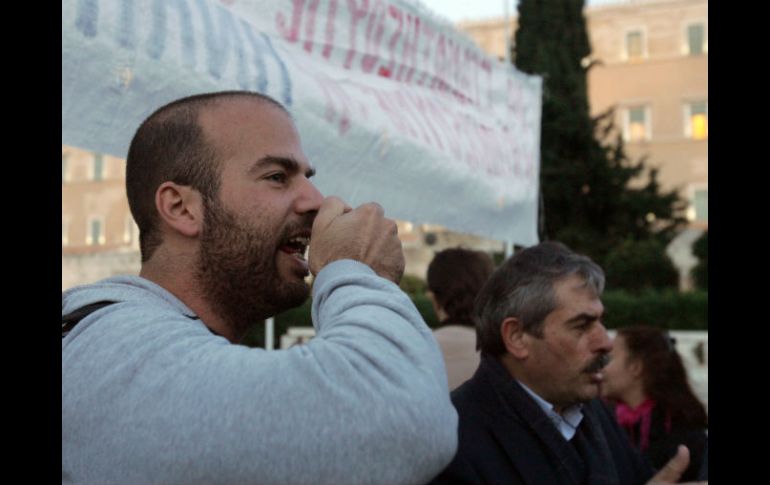 Se manifiestan contra medidas de austeridad en Atenas. XINHUA  /