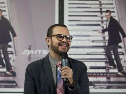 El cantautor presentó hoy en la Ciudad de México su nuevo disco. AP  /