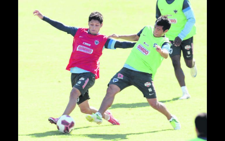 Ángel Reyna (izq.) es de los jugadores importantes que Monterrey tiene en el ataque. MEXSPORT  /