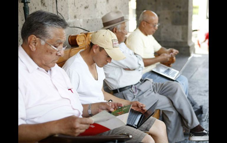 El IFAI informa que los delincuentes usan cada vez más la tecnología como medio. ARCHIVO  /