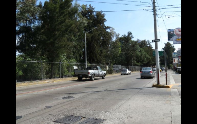 Lázaro Cárdenas, esquina San Dionisio. Límite poniente de ciclovía, según proyecto.  /