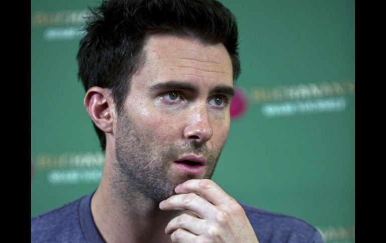 Adam Levine tiene seis nominaciones. ARCHIVO  /