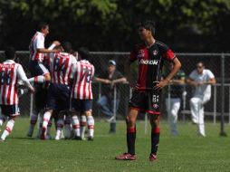 Los jugadores de Chivas celebran el gol del triunfo ante el Atlas en la categoría Sub-17.  /