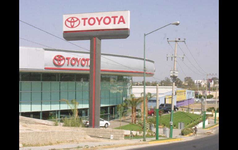 Toyota informó a la Cofemer que invertirá 300 millones de dólares en los próximos tres años. ARCHIVO  /