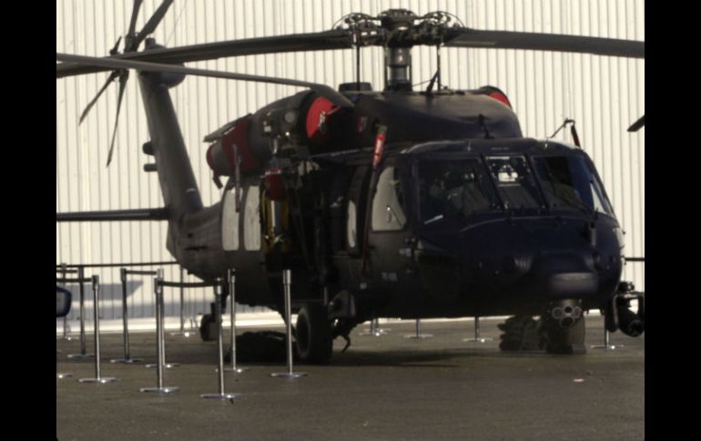 Imagen de uno de los helicópteros Black Hawk que EU ha entregado a México. ARCHIVO  /