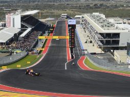 Sebastian Vettel en su auto durante la clasificación del Gran Premio de los Estados Unidos. EFE  /