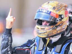 Número uno. El piloto alemán celebra ser el primer piloto que consigue la pole position en el Circuito de las Américas. EFE  /