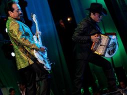 Los Tigres del Norte dejaron satisfechos a sus miles de seguidores. ARCHIVO  /