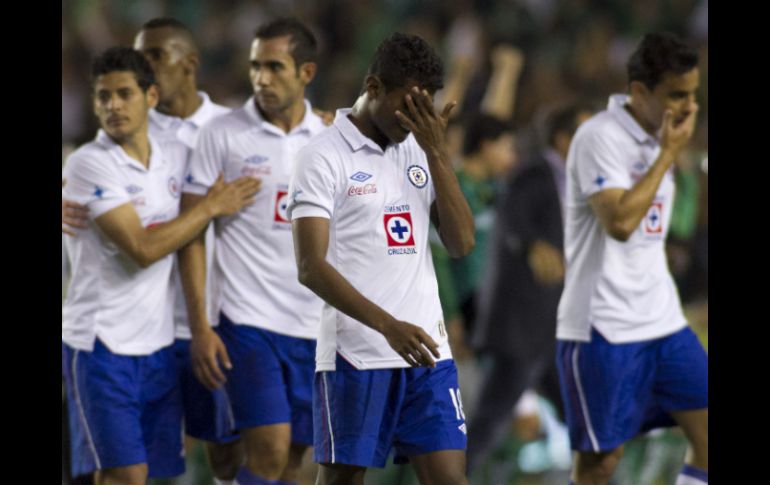 Los jugadores reconocen el bajo desempeño del equipo, aseguran que corregirán errores para estar bien la próxima temporada. ARCHIVO  /