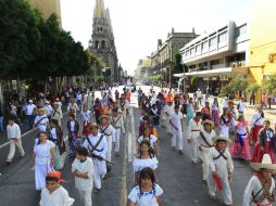 El desfile contó con la participación de 23 contingentes cívicos y deportivos.  /