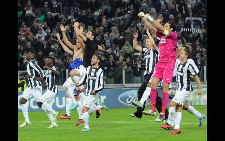 Los goles fueron de Fabio Quagliarella, al minuto 38, el chileno Arturo Vidal (61) y Sebastian Giovinco (90). EFE  /