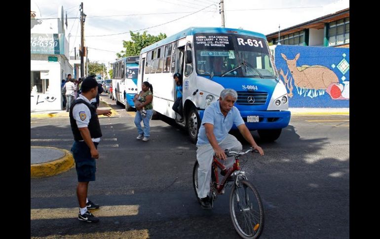 Calzada Independencia, Federalismo, Circunvalación, Jesús García y Maestros registraron alta carga vehicular.  /