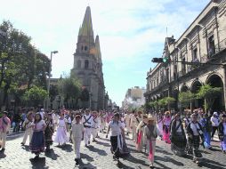 SÍMBOLO. Desfile conmemorativo del aniversario 102 de la Revolución Mexicana en el Centro de Guadalajara.  /