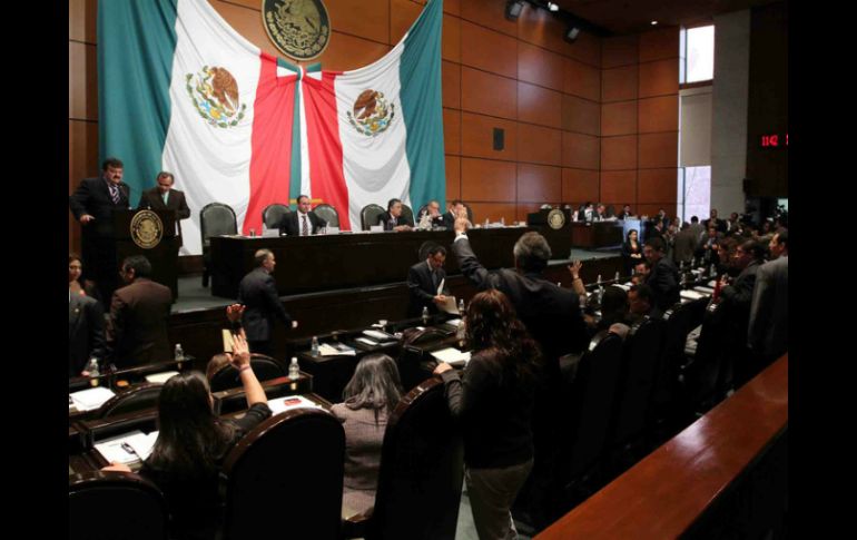 También se pronuncian en desacuerdo en transferir a los institutos Nacional de las Mujeres y Nacional Indigenista a Sedesol. ARCHIVO  /