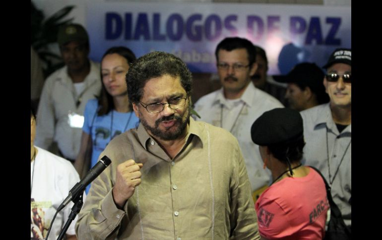 Se reunieron por tercer día consecutivo para adelantar el segundo tramo de un proceso de paz. EFE  /