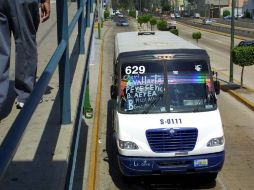 Camioneros y representantes de choferes se reunieron con autoridades viales encabezadas por Diego Monraz.  /