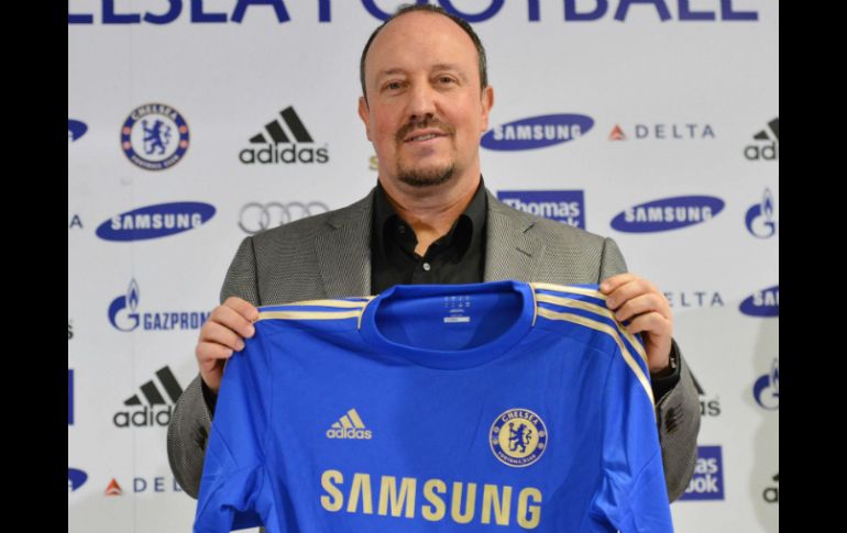 Rafa Benítez durante su presentación como timonel de los Blues. AFP  /