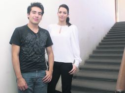 Dupla. Anthony Tamayo, de 20 años, acompañado por Alondra de la Parra, ayer en las instalaciones del Teatro Degollado.  /