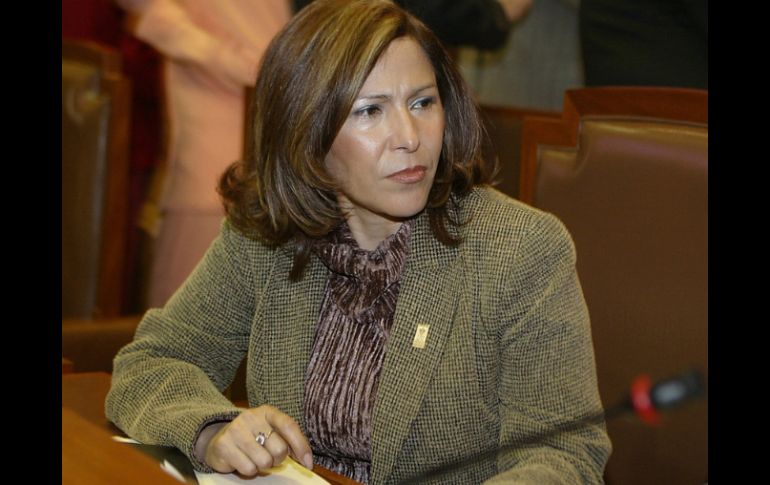 La diputada del PRD, Celia Fausto Lizaola, presentó una iniciativa de reforma al artículo 33 de la Constitución de Jalisco. ARCHIVO  /