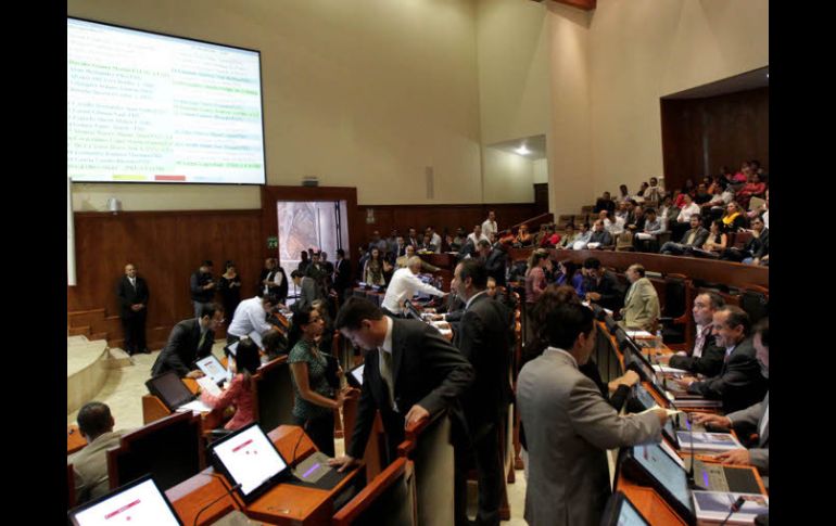 Salvador Rizo reconoce que es importante que el Congreso conozca la propuesta de la deuda a corto plazo del Ejecutivo. ARCHIVO  /