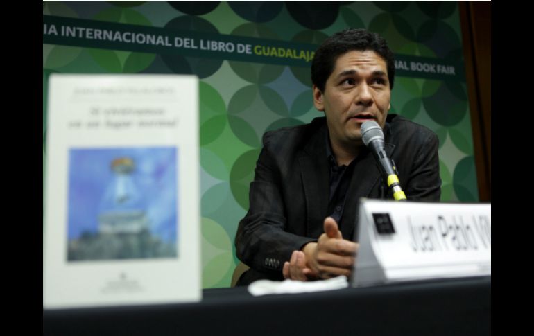 El libro de Juan Pablo Villalobos pretende relatar la educación política de los mexicanos.  /