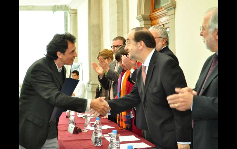 El Instituto Nacional de Antropología e Historia (INAH), entregó el Premio ''Raúl Guerrero''. NTX  /