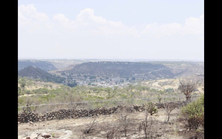 Vista de Temacapulín, desde el terreno donde serían reubicados algunos de sus pobladores. ARCHIVO  /