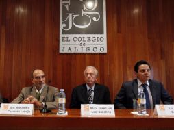 Entre la biblioteca personal que se entregó al Colegio de Jalisco se encuentran alrededor de mil 300 libros. ARCHIVO  /