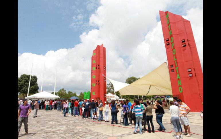 El Ayuntamiento de Zapopan y el comité del parque buscarán que la calle Sebastián Bach sea cerrada al tráfico vehicular. ARCHIVO  /