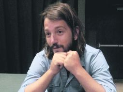 Lectura. El actor Diego Luna.  /