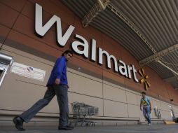 Wal-Mart de México asegura estar cumpliendo la ley, en cuanto a permisos para construir nuevos establecimientos. ARCHIVO  /