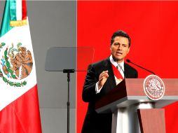 Peña Nieto expresó su respeto por la disciplina y lealtad del Ejército, de la Armada de México y de la Fuerza Aérea. NTX  /