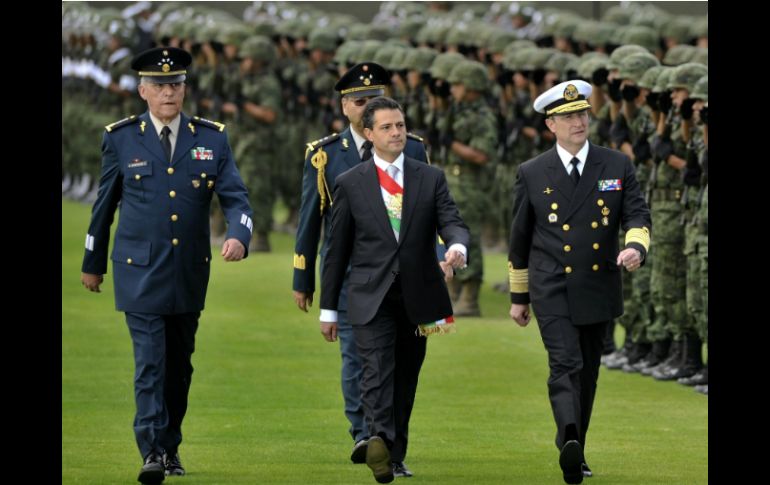 Al acto asistieron embajadores, gobernadores, miembros de las Fuerzas Armadas y titulares del Legislativo y Judicial. EFE  /