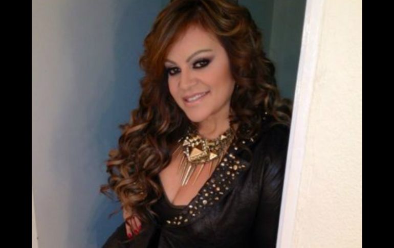 Jenni Rivera presentó un número musical con Moderatto. @jennirivera  /