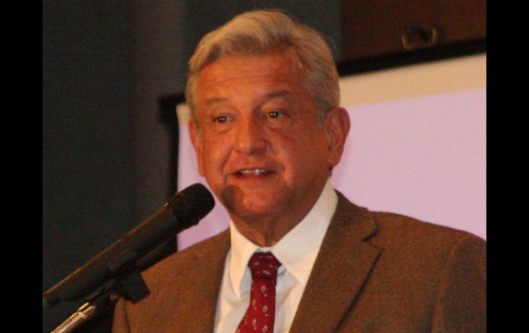 López Obrador fue acusado de triangulación de fondos por parte del PAN. ARCHIVO  /