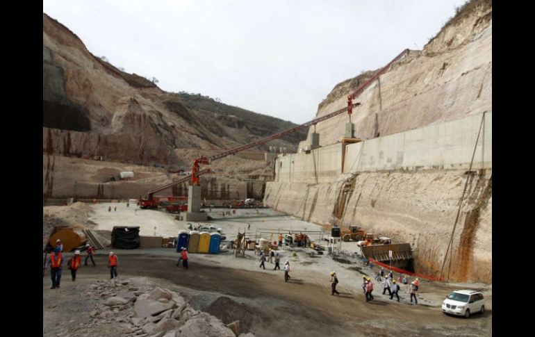 Unas de las grandes obras que se realizan es la presa El Zapotillo, la cual abastecerá de agua a Jalisco. ARCHIVO  /