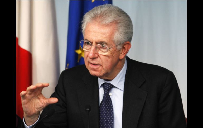 Monti declaró por su parte que está en contacto con Napolitano. REUTERS  /