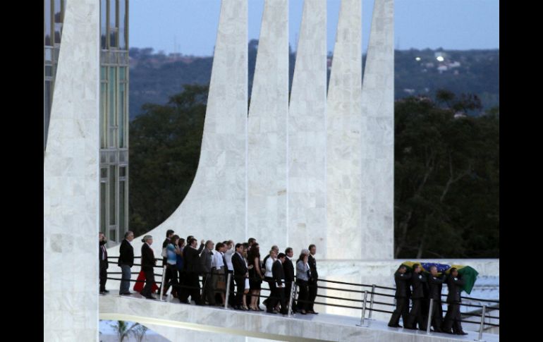 Óscar Niemeyer, uno de los grandes maestros del movimiento moderno de la arquitectura. AP  /