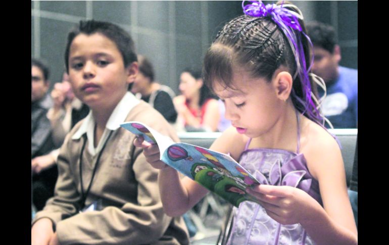 Gustos. Se recomienda a los padres poner atención en los intereses de sus hijos para llevarlos a los libros a partir de estos.  /