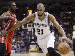 Los Spurs tuvieron 33 puntos como su mayor ventaja en el partido. AP  /