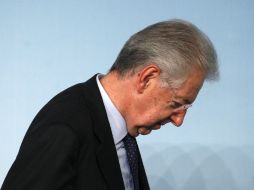 En la decisión de Mario Monti (foto), también pesó la candidatura de Silvio Berlusconi a las elecciones. ARCHIVO  /