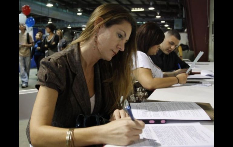 La crisis económica destruyó 13 millones de empleos para las mujeres. ARCHIVO  /