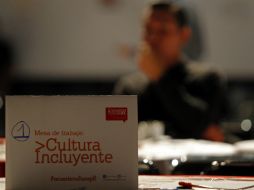 Trabajo en conjunto para establecer las líneas de acción sobre las que se establecerá el Plan Municipal de Cultura 2012-2015.  /