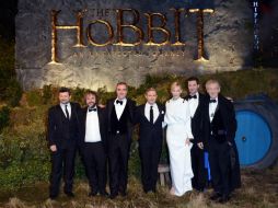 Peter Jackson y parte del elenco de la película durante la alfombra verde en Londres. AP  /