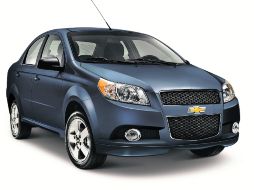 El coche más vendido sigue siendo el Chevrolet Aveo, con 7,247 unidades.  /