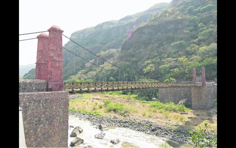 Estructura de coexión. Aspecto actual del Puente de Arcediano tras su reconstrucción, con la aprobación del INAH que está pendiente.  /